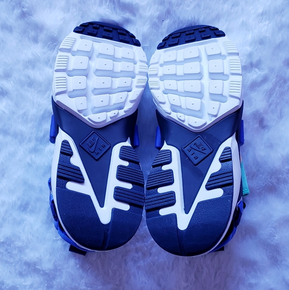 New Womens Nike Air Huarache City - Picture 5 of 8